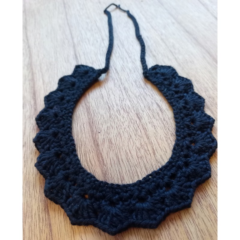 Gargantilla Crochet Mirta Negra