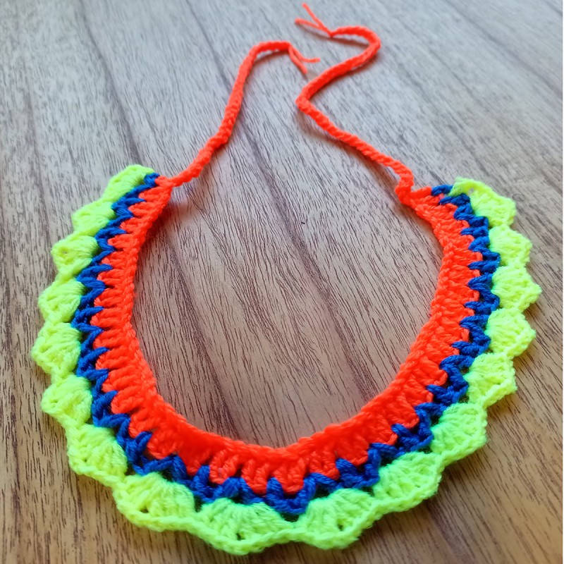 Gargantilla Crochet Fluor