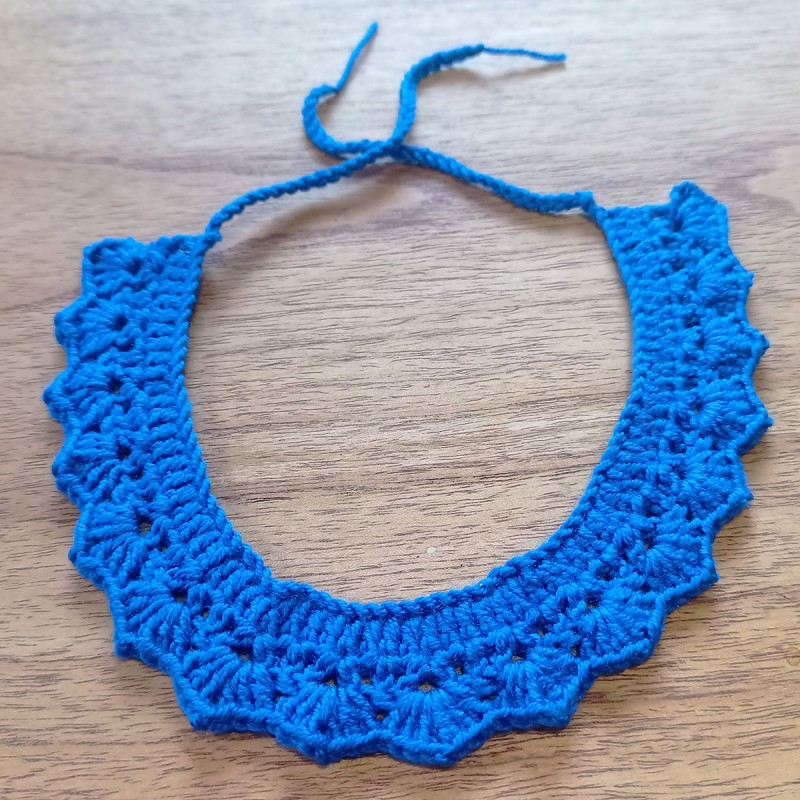 Gargantilla Crochet Mirta Azul Klein