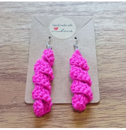 Conjunto Gargantilla + Pendientes Crochet Rosa Chicle